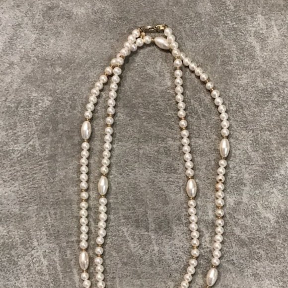 Stunning Marvella Pearls Strand with Gold Details Spacer Beads - Picture 6 of 8